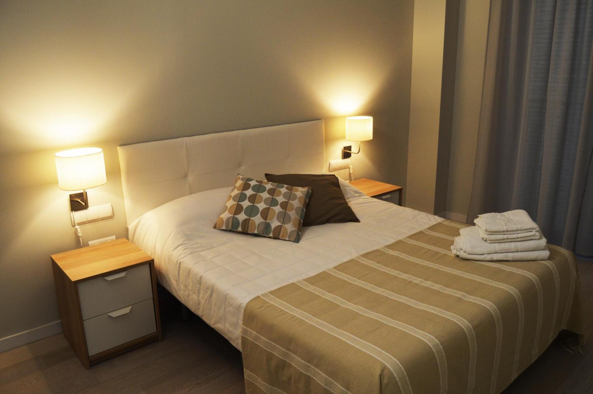 Apartamenticos Plaza Del Pilar I Сарагоса Экстерьер фото