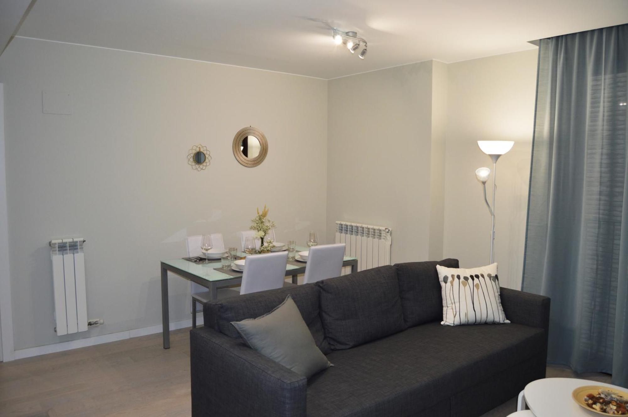 Apartamenticos Plaza Del Pilar I Сарагоса Экстерьер фото